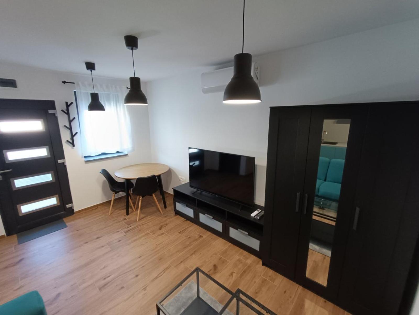 Apartmani Jana Осиек Екстериор снимка